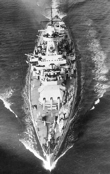 WNGER_11-52_skc28_Graf_Spee_bow_pic.jpg