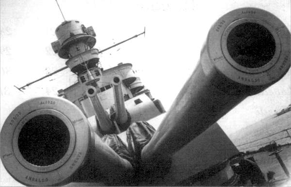 WNIT_8-53_m1927_Zara_guns_pic.jpg